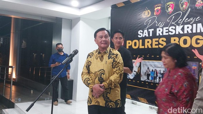 Ketua Harian Kompolnas Irjen (Purn) Benny J Mamoto (M Sholihin/detikcom)