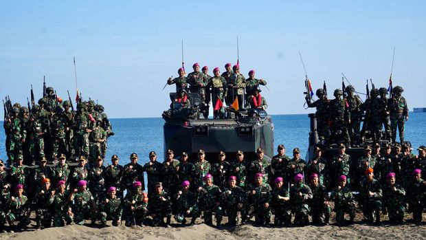 Latihan gabungan 3 matra TNI di Situbondo, Jawa Timur