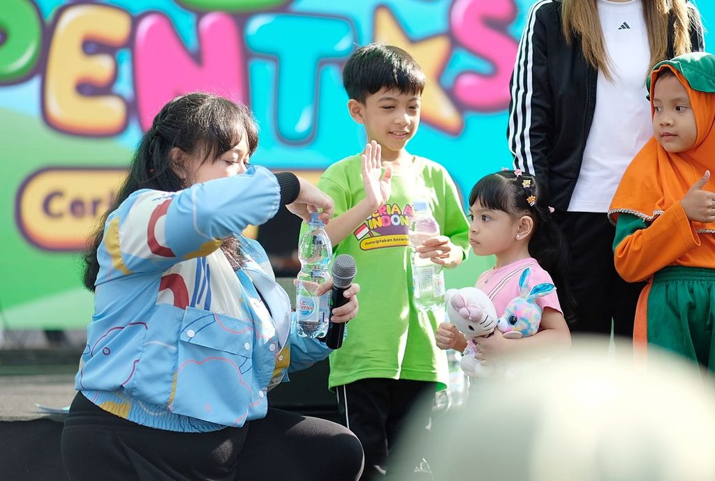 Le Minerale Jadi Air Mineral Terpilih untuk Anak Indonesia Le Minerale Jadi Air Mineral Terpilih untuk Anak Indonesia