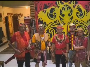 Majelis Adat Dayak Anggap Ucapan Rocky Gerung soal Jokowi Bikin Perpecahan