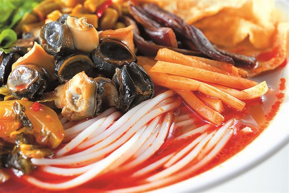 Meski Baunya Busuk, Mie Siput Kini Mulai Digemari di Asia