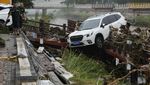 Mobil-mobil Ini Rusak Gegara Banjir Dahsyat di China