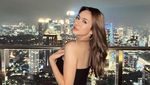 5 Pesona Monica Muller Injak Usia 22 Tahun