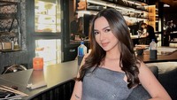 Monica Muller lahir di Bali dan memiliki darah Jerman dari ayahnya. (Foto: dok Instagram)