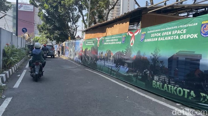 Pemkot Depok menggelontorkan Rp 4,1 miliar untuk membangun Depok Open Space di depan Balai Kota Depok. (Devi P/detikcom)
