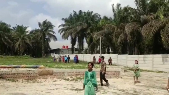 Penampakan Tembok yang Tutup Akses Jalan ke Gereja di Jambi
