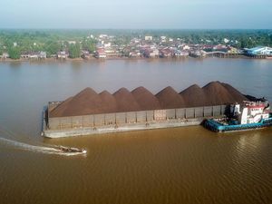 Jalur Darat dan Sungai Angkutan Batu Bara Dibuka Lagi, Simak Aturannya!