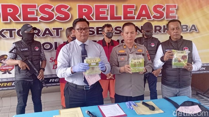 Polda Sumsel menggagalkan penyelundupan sabu asal China dari Sumatera Selatan ke Bangka Belitung.