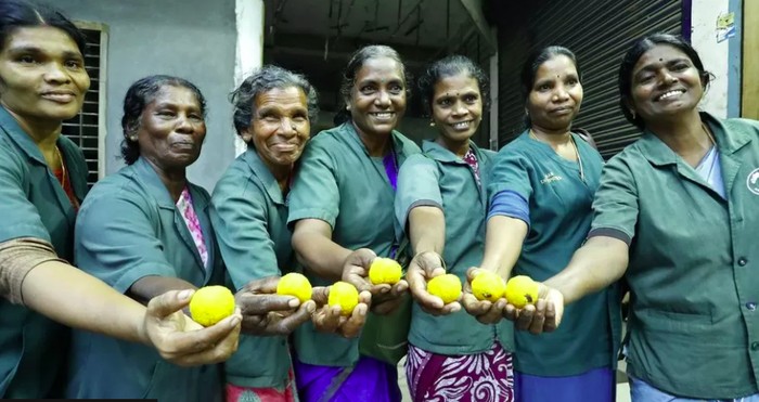 Petugas kebersihan India menang lotre Rp 18,3 Miliar
