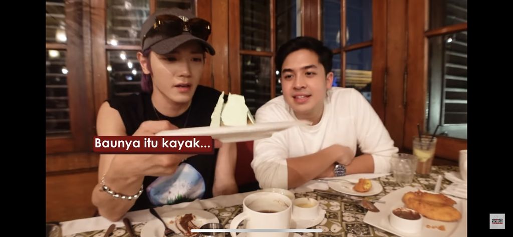 Seru! Taeyong NCT dan Jerome Polin Cicip Pisang Goreng hingga Durian