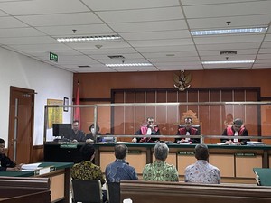 Ketua RW hingga Ketua RT Didakwa Ancam dan Peras Warga Permata Buana Jakbar