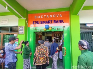 BPD DIY Luncurkan Edu Smart Bank di SMKN 1 Wonosari