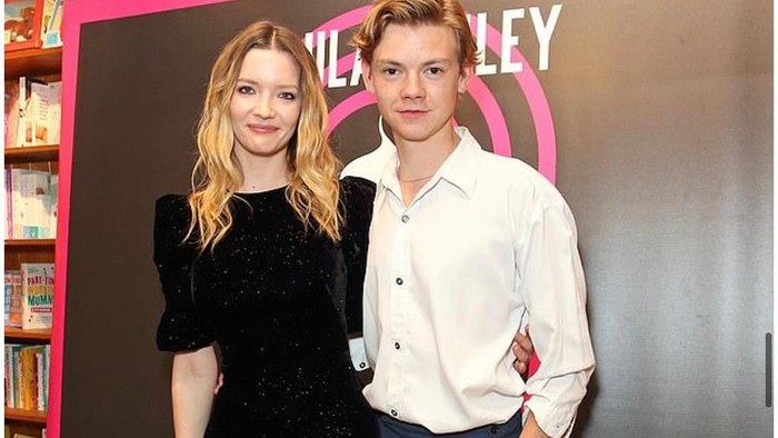 Talulah Riley dan Thomas Brodie-Sangster