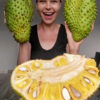 Zhanna mulai makan makanan mentah setelah melihat sekelompok orang yang terlihat lebih tua dari usia mereka menerapkan hal serupa. Ia pun kerap membagikan perjalanannya dan resep raw food di Instagram untuk menginspirasi orang agar hidup sehat. Sayangnya menurut teman-teman Zhanna, itu lah yang menjadi penyebab hidupnya berakhir di usia muda. Foto: Instagram