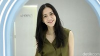Agla lebih dulu tampil di semesta NKCTHI sebagai Lika, kekasih dari Angkasa yang diperankan (Rio Dewanto). Asep Syaifullah/detikHOT