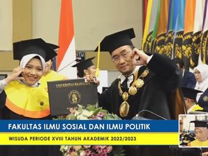 Aksi Kocak Rektor UB Diajak Foto Bareng hingga Tiru Gaya Wisudawan