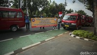 Dalam aksinya para sopir angkot ini meminta SK Jakarta Barat untuk Jak 78, Jak 79, & Jak 107 untuk segera beroperasi pada bulan Agustus 2023.  