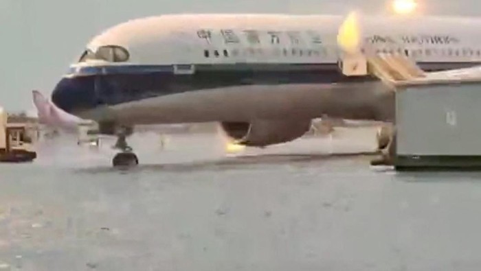 A general view of flooding in Beijing Daxing International Airport, in the aftermath of Typhoon Doksuri, in Beijing, China, in this screen grab taken from a video released on July 31, 2023. Video obtained by REUTERS THIS IMAGE HAS BEEN SUPPLIED BY A THIRD PARTY. NO RESALES. NO ARCHIVES.