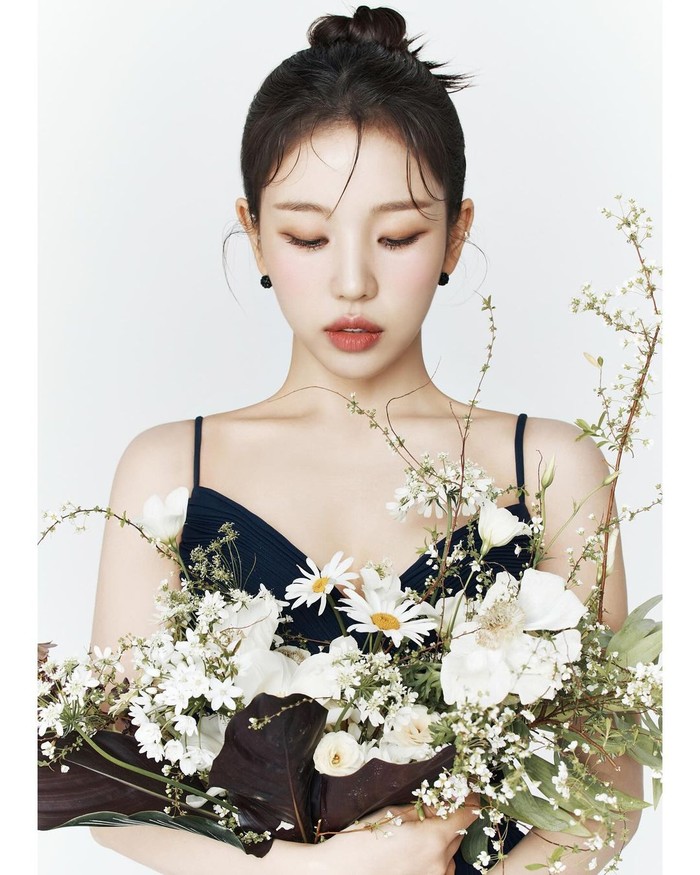 Foto-foto jelang pernikahan Baek A Yeon dibagikan lewat Instagram pribadinya.