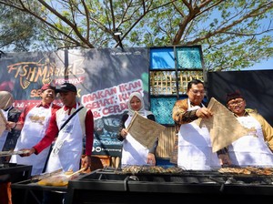 Banyuwangi Fish Market Festival Bikin Turis Asing Penasaran