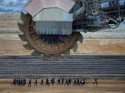 Deretan Benda Ukuran Raksasa di Dunia Bikin Manusia Bak Semut