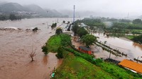 Negara ini sekarang mewaspadai kedatangan topan Khanun, badai keenam sepanjang tahun ini, yang semakin mendekati pantai timur China. China Daily via Reuters