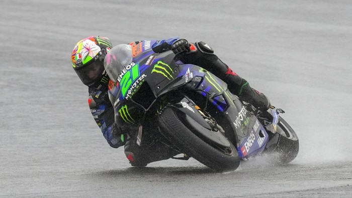Italys Franco Morbidelli rides his Yamaha during the Moto GP race in Termas de Rio Hondo, Argentina, Sunday, April 2, 2023. (AP Photo/Natacha Pisarenko)