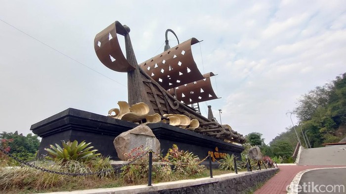 Kondisi Gerbang Samudra Raksa di Kulon Progo, DIY, Rabu (2/8/2023).
