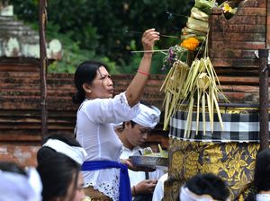 Watak Kelahiran Redite Wage Kuningan Menurut Kalender Bali