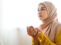 3 Amalan Malam Jumat untuk Wanita Haid, Amalkan Yuk!