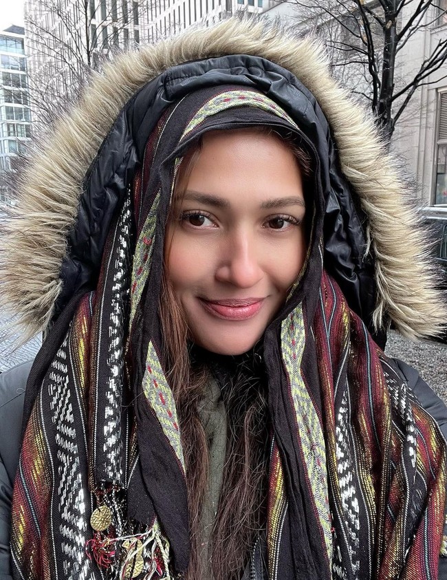 Di puncak kariernya, Karenina menikah dengan seorang pengusaha berkebangsaan India, bernama Kamal Bhojwani. Foto: Instagram/@kareninaanderson