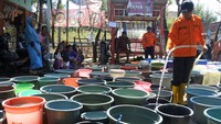 Berdasarkan data BPBD Situbondo, sebanyak lima desa di lima kecamatan di kabupaten tersebut kesulitan air bersih akibat musim kemarau.  