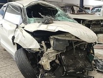 Hancur! Penampakan Mobil Rendy Kjaernett Usai Kecelakaan
