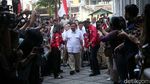 Momen Prabowo Sambangi Markas DPP PSI