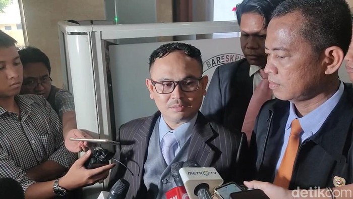 Pengacara Panji Gumilang, Hendra Effendi,