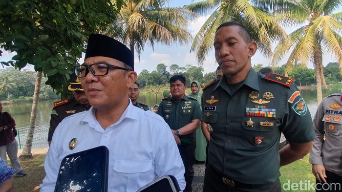 Plt Bupati Bogor Iwan Setiawan