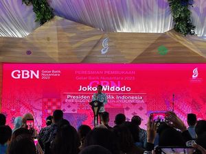 Kunjungi Senayan Park, Jokowi Buka Gelar Batik Nusantara 2023