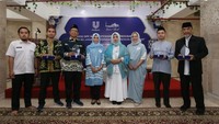 Masjid adalah salah satu fasilitas umum yang banyak dikunjungi dan menggunakan air bersih dalam jumlah yang cukup tinggi. Di balik fakta ini, Unilever Indonesia percaya bahwa masjid juga memiliki potensi yang sangat besar untuk memulai dan menyebarluaskan edukasi kebiasaan baik dalam menghemat dan memanfaatkan air bersih.