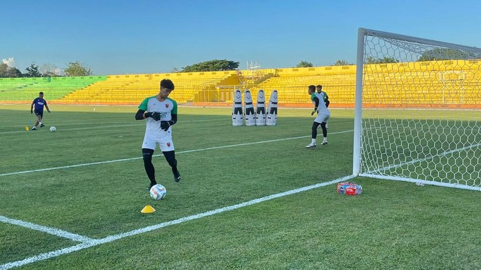 PSM Makassar menggelar latihan di Stadion Gelora BJ Habibie Parepare jelang melawan Persik Kediri.