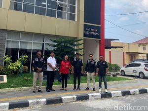 Dianggap Hina Jokowi, Rocky Gerung Dilaporkan Repdem ke Polda Sumut