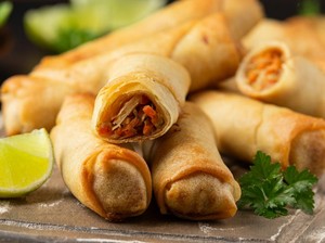 Resep Lumpia Isi Jamur dan Wortel yang Gurih Renyah