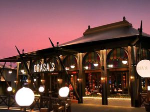 5 Restoran di PIK 2 dengan Pemandangan Sunset Cantik