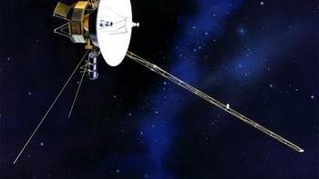 Informasi darinya yang melaju dengan kecepatan cahaya pun butuh waktu sekitar 16,5 jam untuk sampai ke Bumi. Foto: NASA  