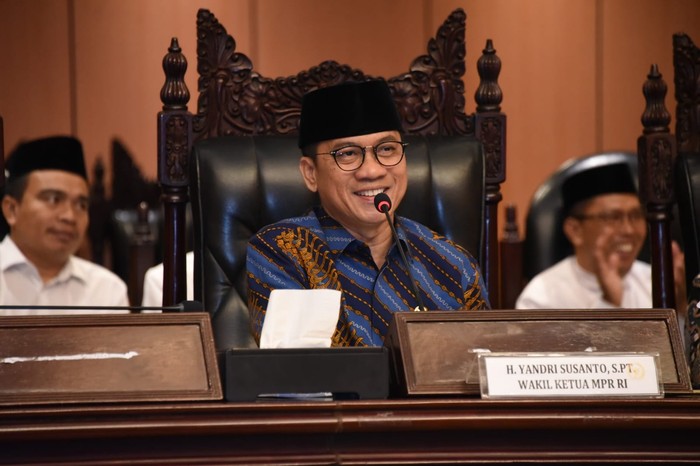 Yandri Susanto