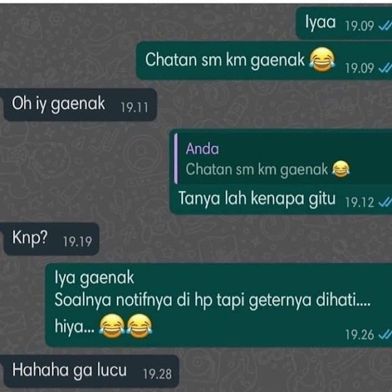 10 Chat Gagal Gombal yang Bikin Nyengir, Kasihan Amat