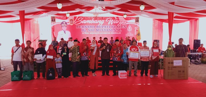 Bupati Klaten Sri Mulyani sambang warga di Desa Wonoboyo Kecamatan Jogonalan