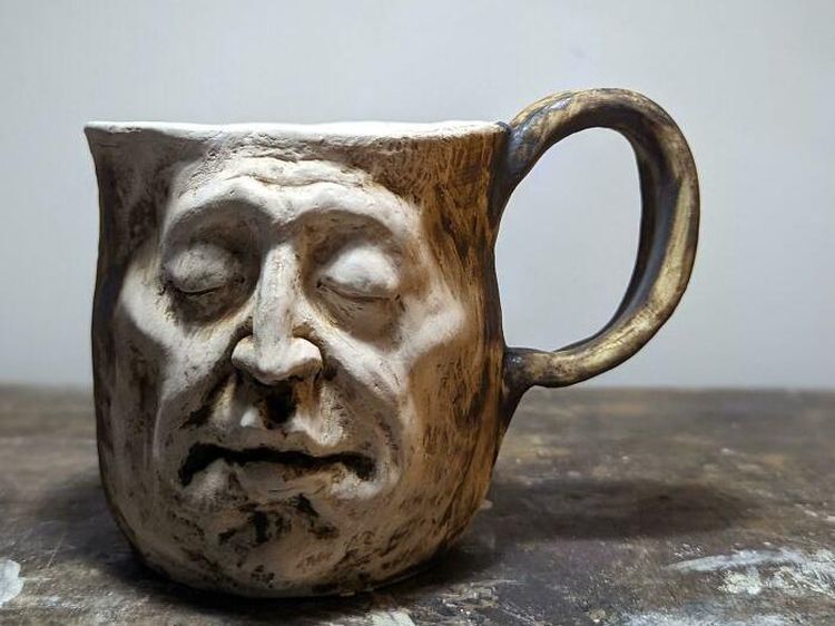 10 Desain Cangkir Ini Bentuknya Unik hingga Menyeramkan