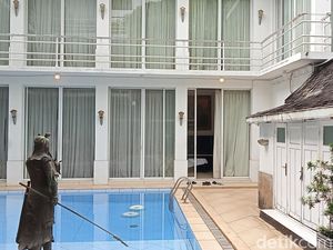 Penampakan Bagian Dalam Rumah Guruh Soekarnoputra yang Bakal Dieksekusi