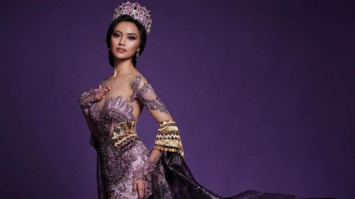 Jember Fashion Carnaval (JFC) 2023 Jember Fashion Carnaval (JFC) 2023 akan digelar 4-6 Agustus mendatang. Model hingga Putri Indonesia akan tampil di JFC 2023