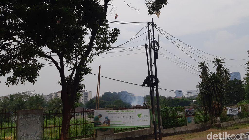 Jl Antasari, Cilandak, Jakel, lokasi kecelakaan Sultan Rif'at Alfatih, 5 Januari 2023 silam. Foto ini adalah kondisi 2 Agustus 2023. (Danu Damarjati/detikcom)